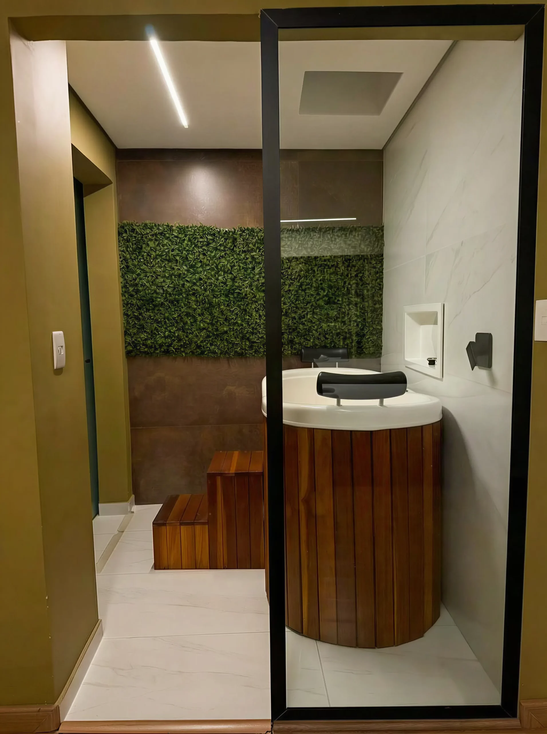 Lotus Lounge
